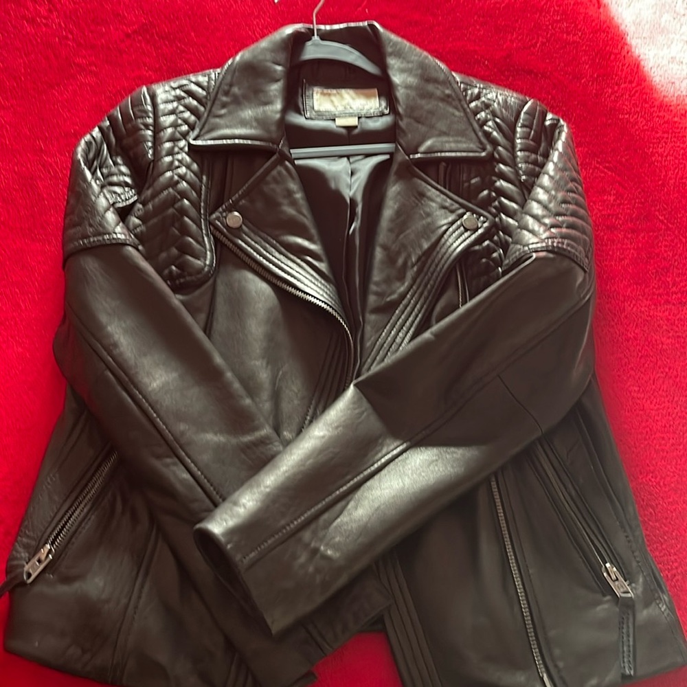 Michael Kors excellent condition black 100% leather jacket size medium